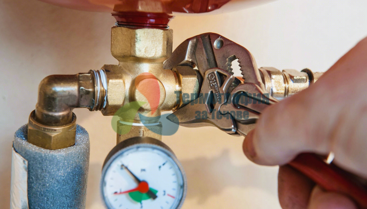 543685 Daring astronaut space suit and helmet standing xl 1024 v1 0 1