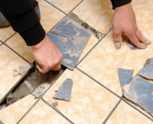 Стъпките за замяна на повредена плочка в банята или кухнята
